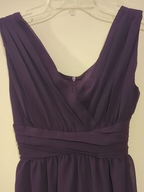 Elegant Deep Purple Sleeveless Maxi Dress with V-Neck